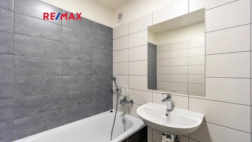 Pronájem bytu 2+1, Česká Lípa, Červeného kříže, 56 m2