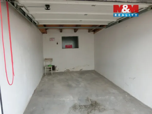 Pronájem garáže, Mladá Boleslav, Dukelská, 17 m2