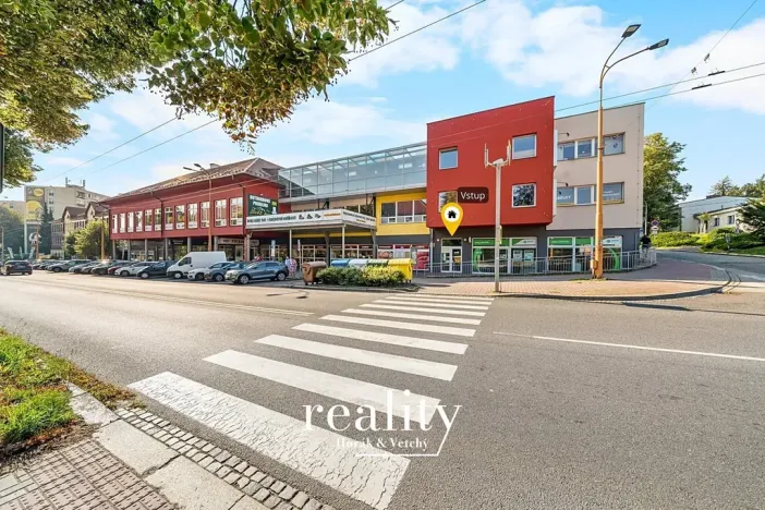 Pronájem obchodního prostoru, Jihlava, Žižkova, 145 m2