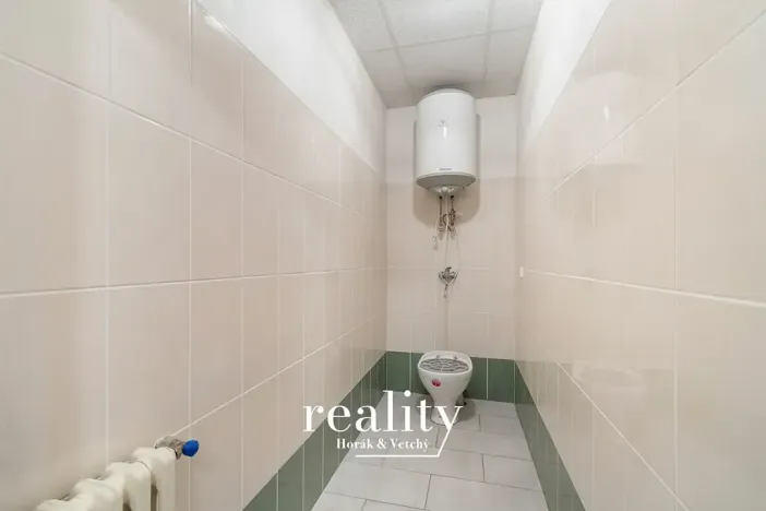 Pronájem obchodního prostoru, Jihlava, Žižkova, 145 m2