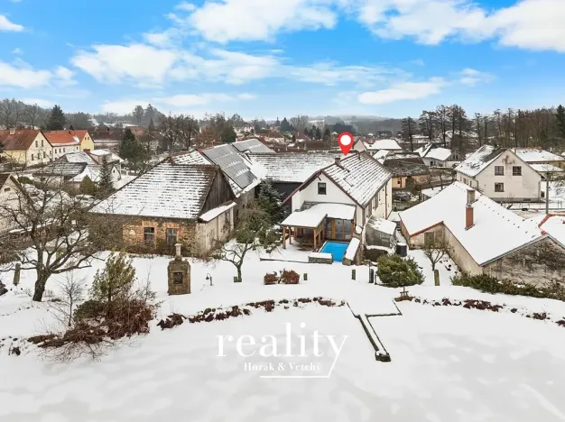 Prodej rodinného domu, Řásná, 179 m2