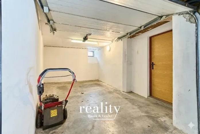 Prodej rodinného domu, Řásná, 179 m2