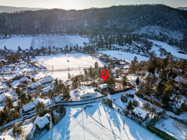 Prodej pozemku, Hlásná Třebaň, K Zámku, 1813 m2