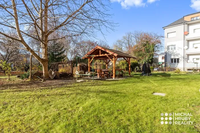 Prodej bytu 2+kk, Ostrava, Vrázova, 79 m2