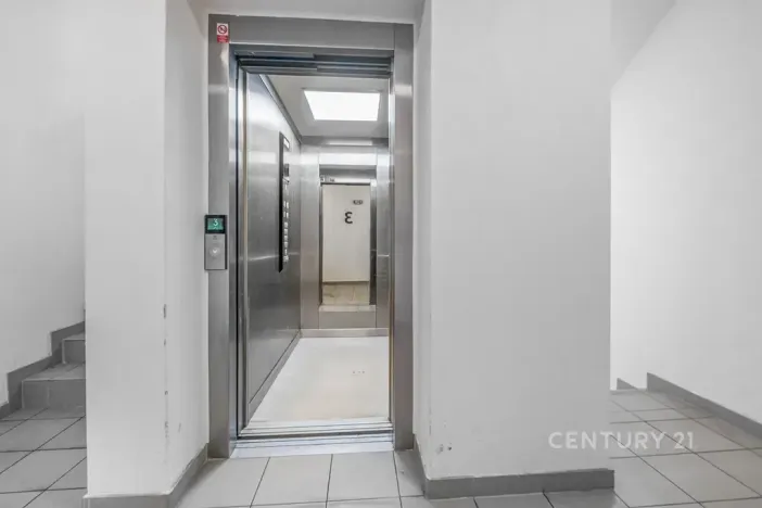 Prodej bytu 2+kk, Plzeň, Poděbradova, 64 m2