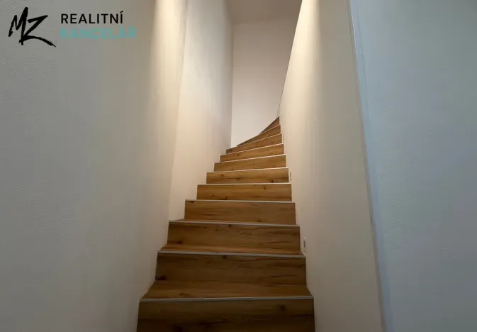 Prodej rodinného domu, Kostelec na Hané, Bož. Němcové, 100 m2