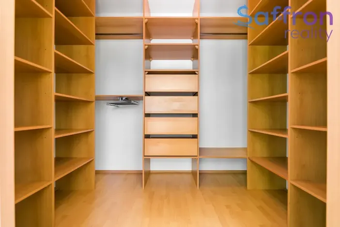 Pronájem bytu 2+kk, Plzeň, Znojemská, 52 m2