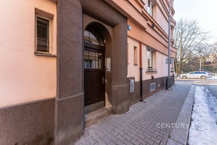 Pronájem bytu 2+kk, Praha - Libeň, Bednářská, 52 m2