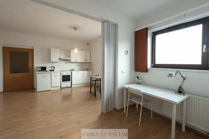 Pronájem bytu 2+kk, Praha - Košíře, Pod Klamovkou, 39 m2