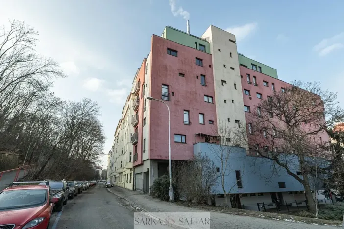 Pronájem bytu 2+kk, Praha - Košíře, Pod Klamovkou, 39 m2