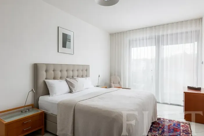 Pronájem bytu 2+kk, Praha - Holešovice, V přístavu, 70 m2