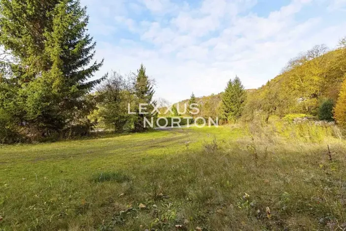 Prodej pozemku pro bydlení, Praha - Troja, V Podhoří, 598 m2