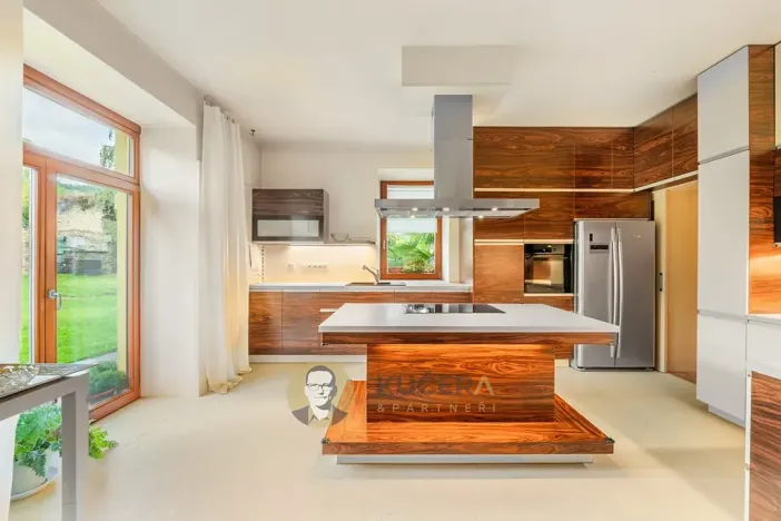 Prodej zemědělské usedlosti, Lichnov, 672 m2