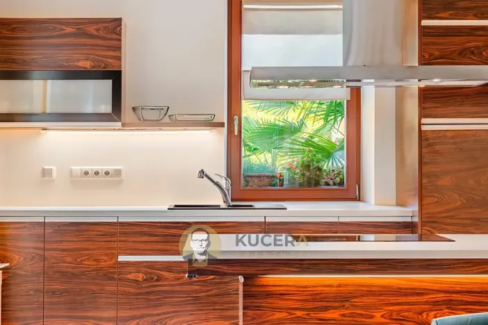 Prodej zemědělské usedlosti, Lichnov, 672 m2