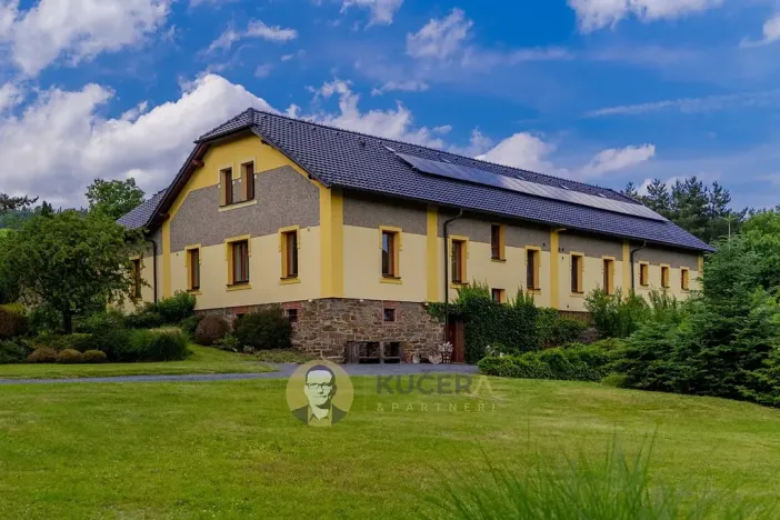 Prodej zemědělské usedlosti, Lichnov, 672 m2