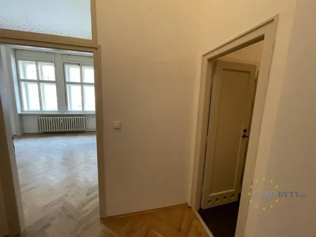 Pronájem bytu 2+kk, Praha - Nové Město, Krakovská, 47 m2