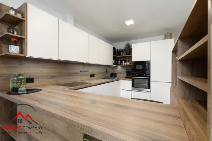 Pronájem bytu 2+kk, Opava, 17. listopadu, 58 m2