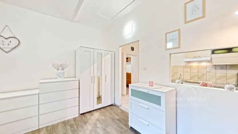 Pronájem bytu 1+1, Únětice, Josefská, 34 m2