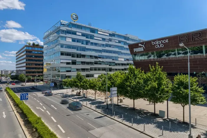 Pronájem kanceláře, Praha - Michle, Vyskočilova, 743 m2