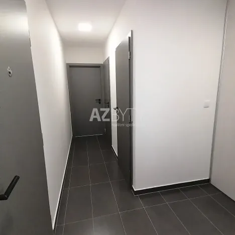 Pronájem bytu 2+kk, Praha - Bohnice, Toruňská, 68 m2
