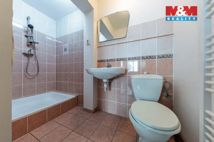 Prodej rodinného domu, Lázně Kynžvart, nám. Republiky, 151 m2