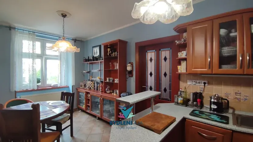 Prodej bytu 3+1, Teplice, U zámku, 100 m2