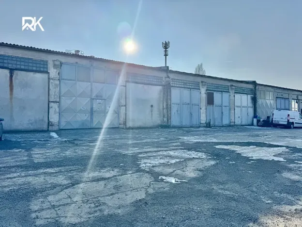 Pronájem komerční nemovitosti, Kolín, K Dílnám, 180 m2