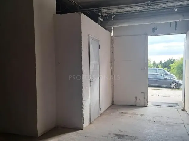 Pronájem skladu, Praha - Kunratice, Dobronická, 247 m2