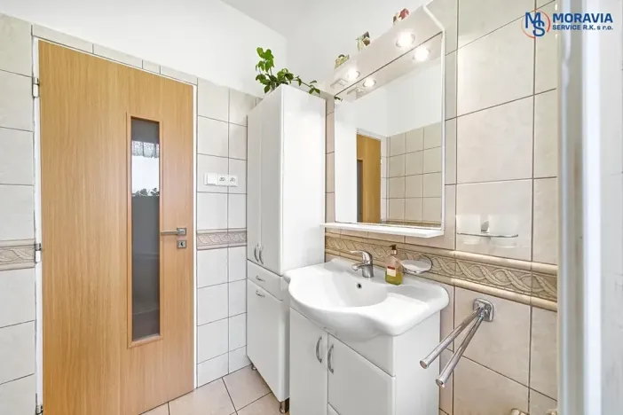 Prodej rodinného domu, Lipí, 238 m2