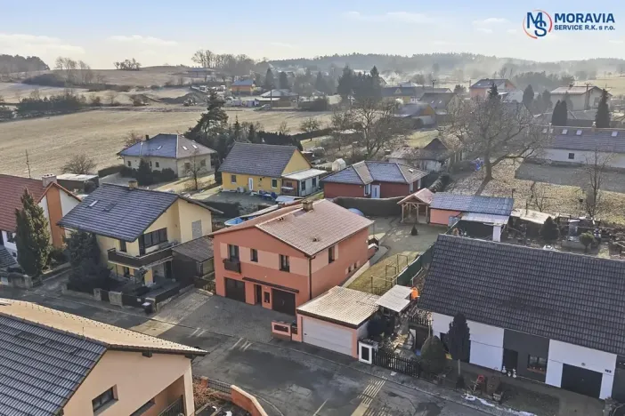 Prodej rodinného domu, Lipí, 238 m2