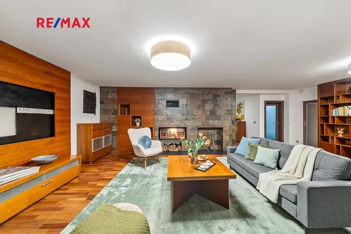 Prodej vily, Praha - Klánovice, Zádražanská, 330 m2