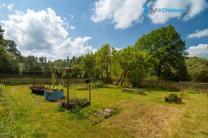 Prodej rodinného domu, Lomnice, 180 m2