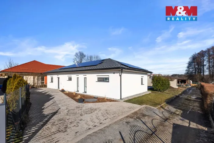 Prodej rodinného domu, Chrudim - Chrudim III, Obce Ležáků, 220 m2