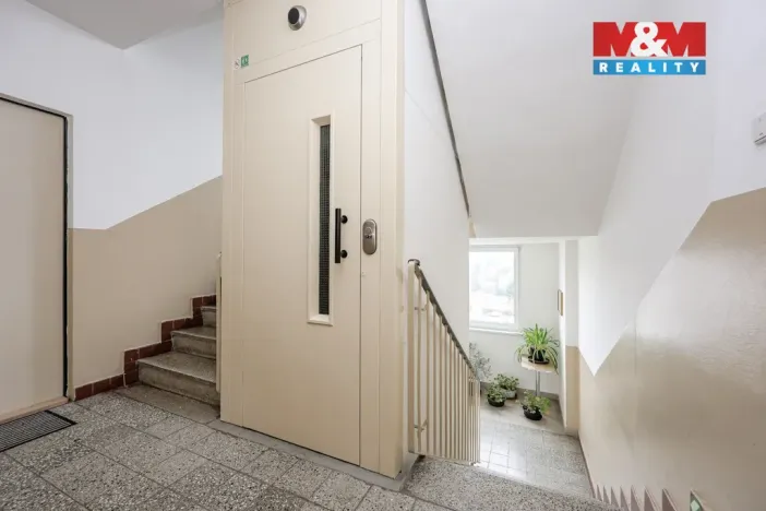 Pronájem bytu 2+1, Olomouc, Varšavské nám., 46 m2