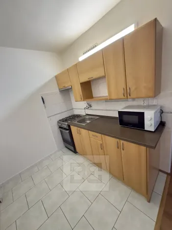 Pronájem bytu 2+kk, Praha - Strašnice, Vyžlovská, 40 m2