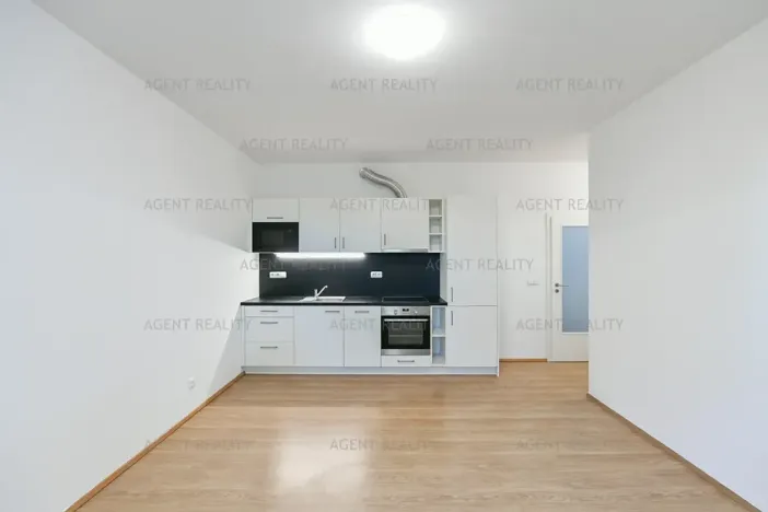 Pronájem bytu 2+kk, Praha - Holešovice, V závětří, 44 m2