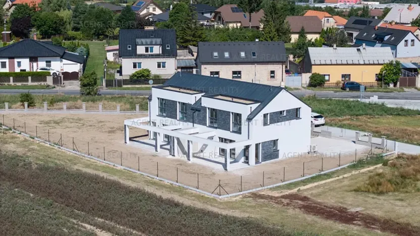 Prodej rodinného domu, Slaný, 156 m2