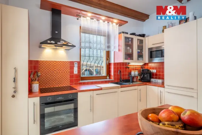 Prodej rodinného domu, Chroboly, 135 m2