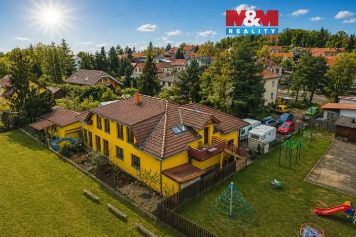 Prodej rodinného domu, Hradešín, 350 m2