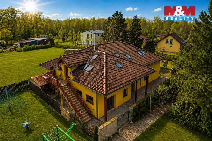 Prodej rodinného domu, Hradešín, 350 m2