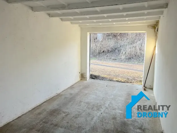 Pronájem garáže, Děčín, Cihelná, 19 m2