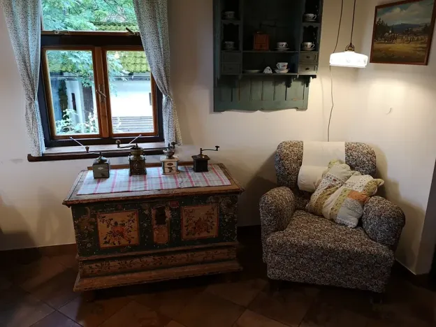 Prodej rodinného domu, Pecka, 300 m2