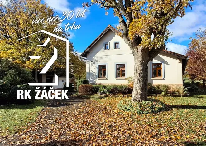 Prodej chalupy, Pecka, 300 m2