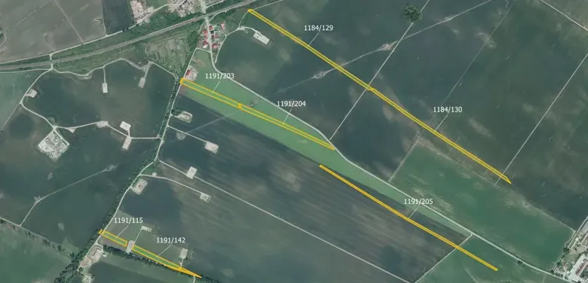 Prodej pole, Týnec, 58937 m2