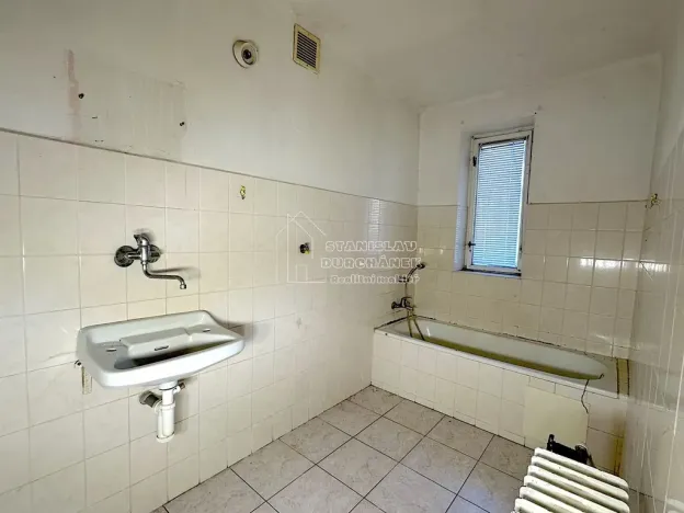 Prodej rodinného domu, Březová, 200 m2