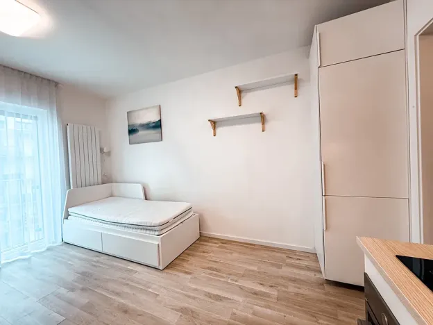 Pronájem bytu 1+kk, Praha - Libeň, Novovysočanská, 28 m2