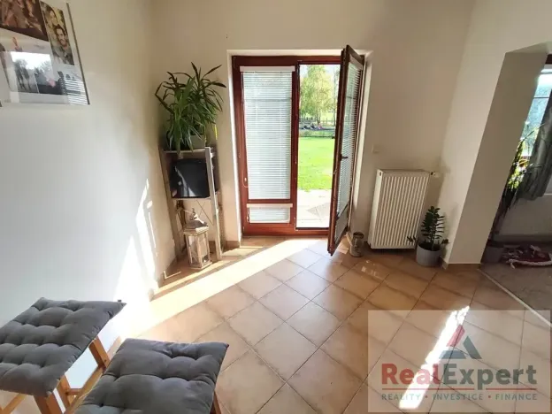 Pronájem bytu 2+1, Jesenice, Za Rybníkem, 79 m2