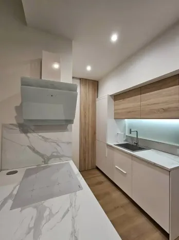 Pronájem bytu 2+kk, Praha - Žižkov, Žerotínova, 45 m2