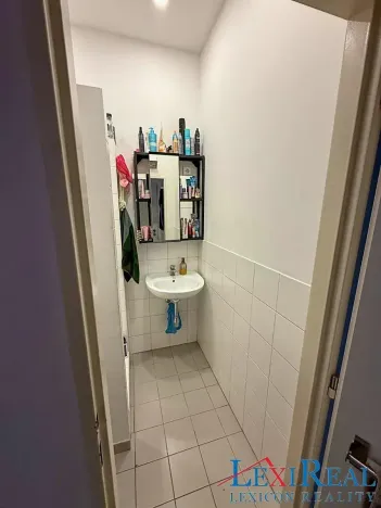 Pronájem bytu 2+kk, Praha - Libeň, Pod Čertovou skalou, 39 m2