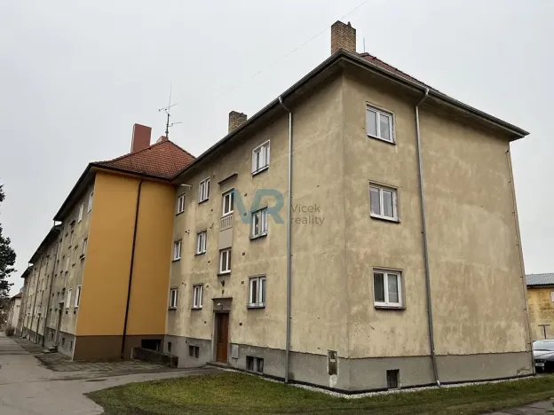 Prodej bytu 3+kk, Trhové Sviny, Sídliště, 69 m2